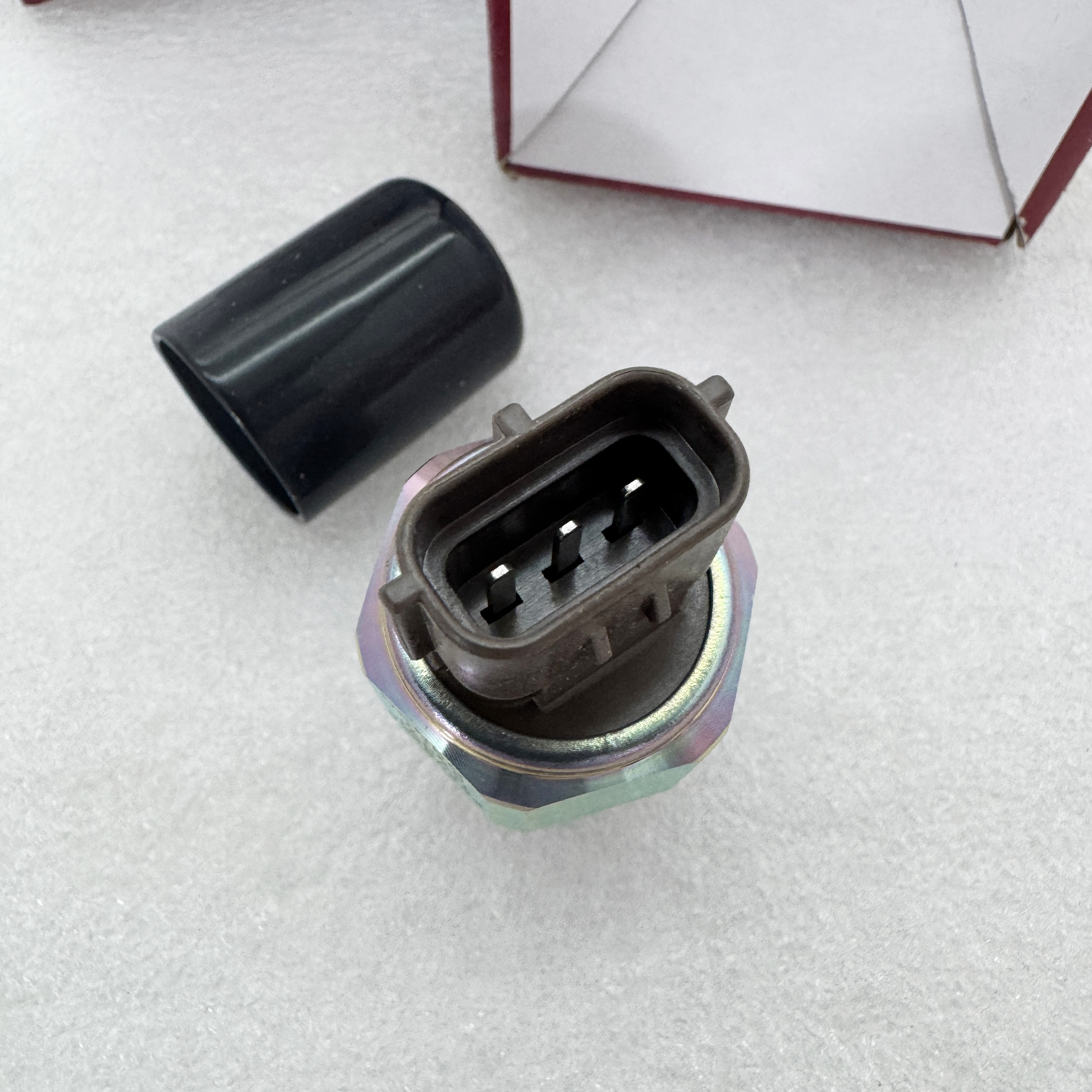 Sensor de presión del riel 499000-6160